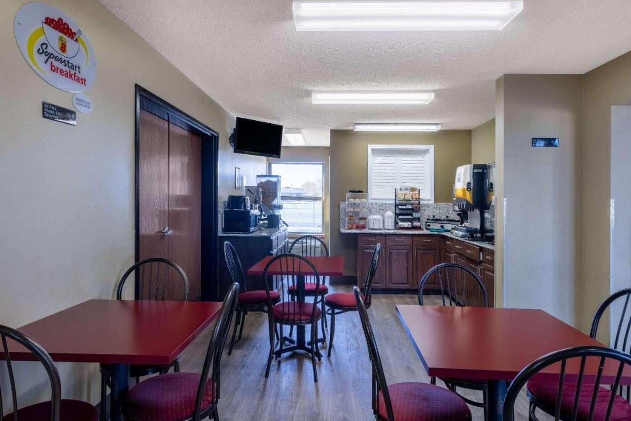 Super 8 By Wyndham Nixa/Springfield Area Hotel Exterior foto
