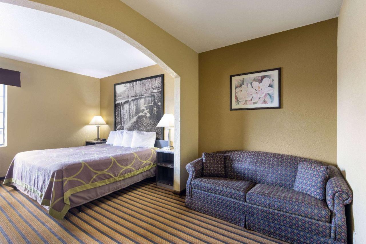 Super 8 By Wyndham Nixa/Springfield Area Hotel Exterior foto
