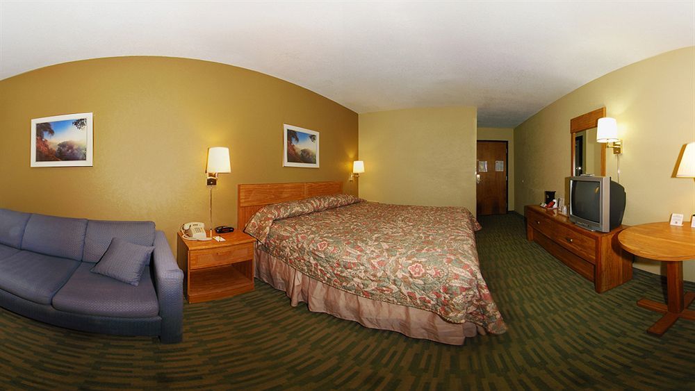 Super 8 By Wyndham Nixa/Springfield Area Hotel Exterior foto