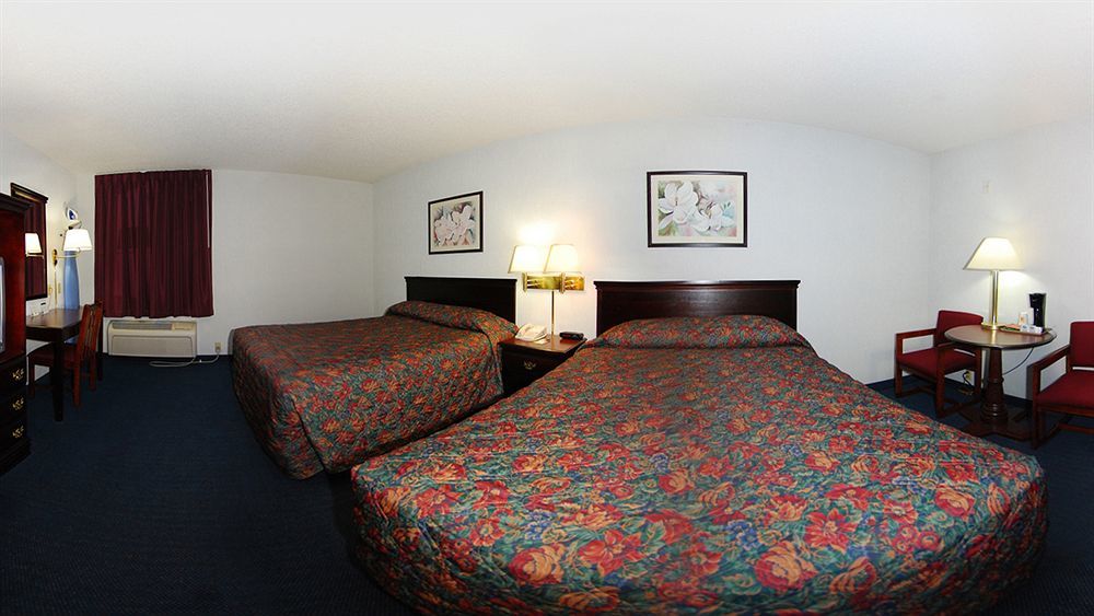 Super 8 By Wyndham Nixa/Springfield Area Hotel Exterior foto